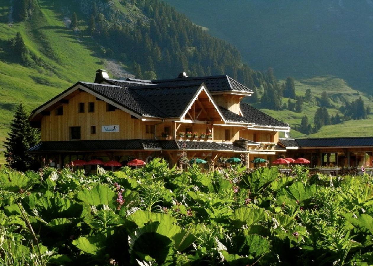 Hotel Les Roches 1500 Mieussy Exterior foto
